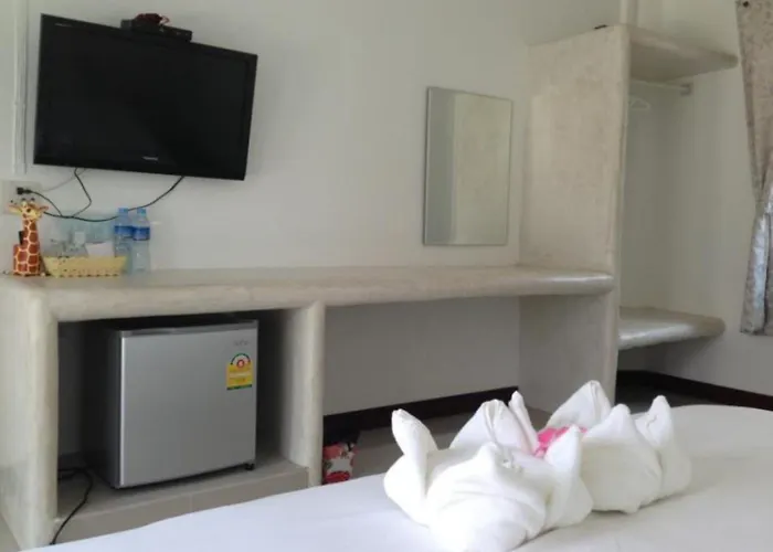 บ้านชมจันทร์ แอท สวนผึ้ง
